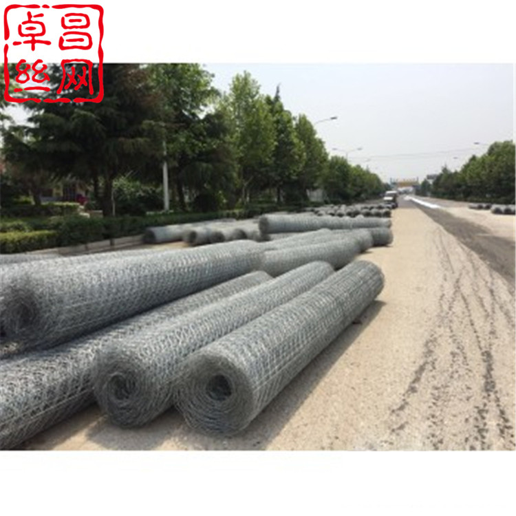 路面加筋網廠家闡述雙絞合路面加筋網